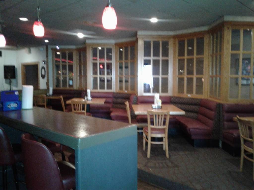 Fairborn Place BBQ | restaurant | 800 N Broad St, Fairborn, OH 45324, USA | 9379026788 OR +1 937-902-6788