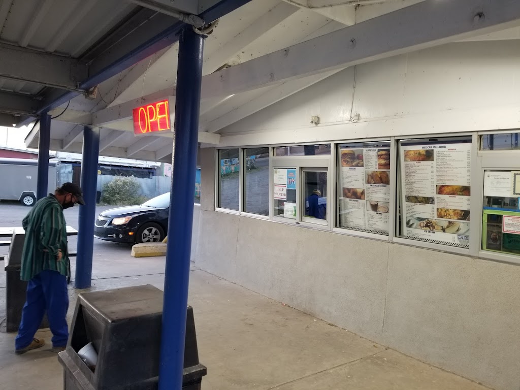 A & B Drive In | restaurant | 211 N Broadway St, Truth or Consequences, NM 87901, USA | 5758949294 OR +1 575-894-9294