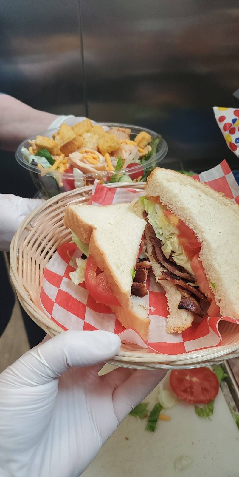 Strong Brew Cafe | cafe | 100 W Main St, Springfield, KY 40069, USA | 8594816140 OR +1 859-481-6140