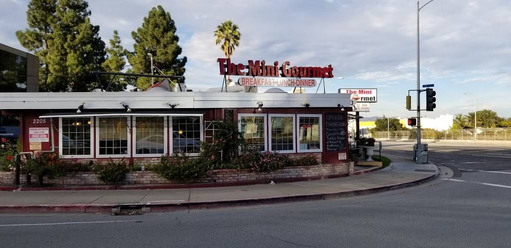 Mini Gourmet | restaurant | 599 S Bascom Ave, San Jose, CA 95128, USA | 4082758973 OR +1 408-275-8973