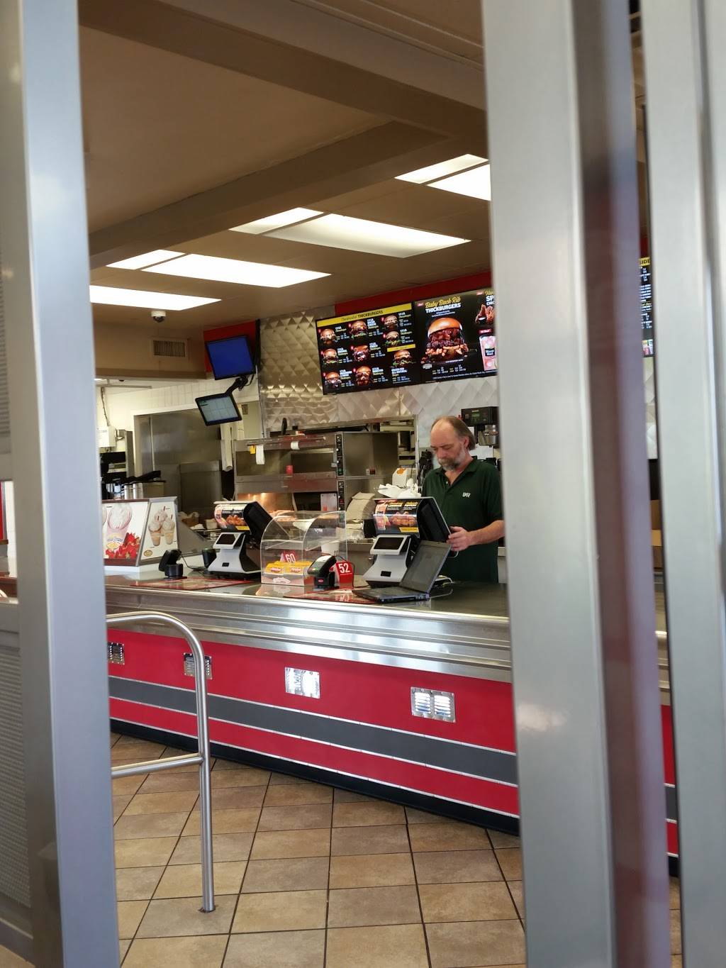 Hardees | restaurant | 8601 Allisonville Rd, Indianapolis, IN 46250, USA | 3178424569 OR +1 317-842-4569