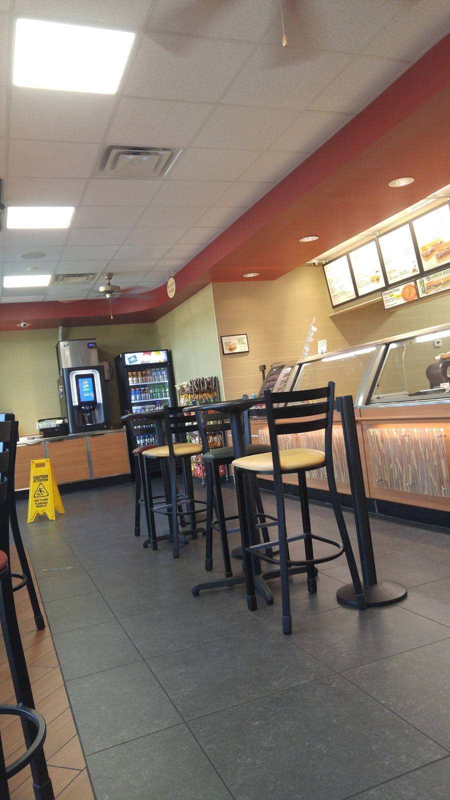 Subway | meal takeaway | 2224 Walker Rd #10, Windsor, ON N8W 5L7, Canada | 5192588088 OR +1 519-258-8088