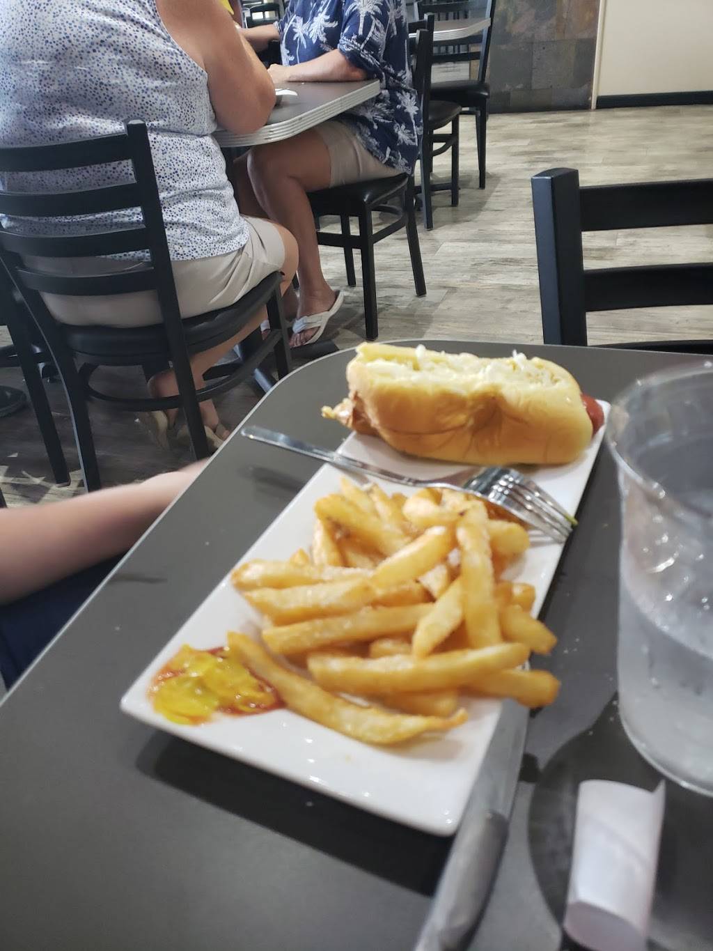 Florida Burger & Coffee | restaurant | 1710 E Irlo Bronson Memorial Hwy, St Cloud, FL 34771, USA | 4075930017 OR +1 407-593-0017