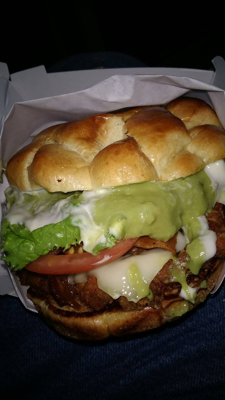 Jack in the Box | restaurant | 3702 SW Military Dr, San Antonio, TX 78211, USA | 2109211364 OR +1 210-921-1364