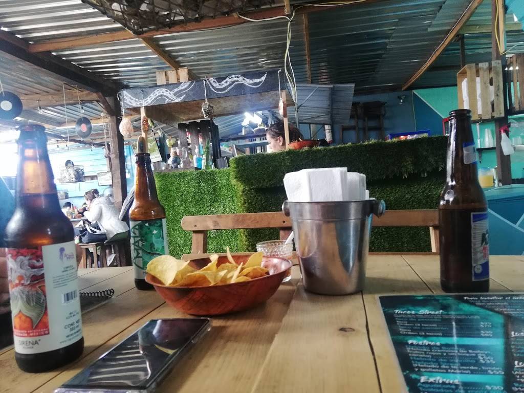 La Carreta | restaurant | Calle Cuarta S/N, Hidalgo, 22880 Ensenada, B.C., Mexico | 016461015667 OR +52 646 101 5667