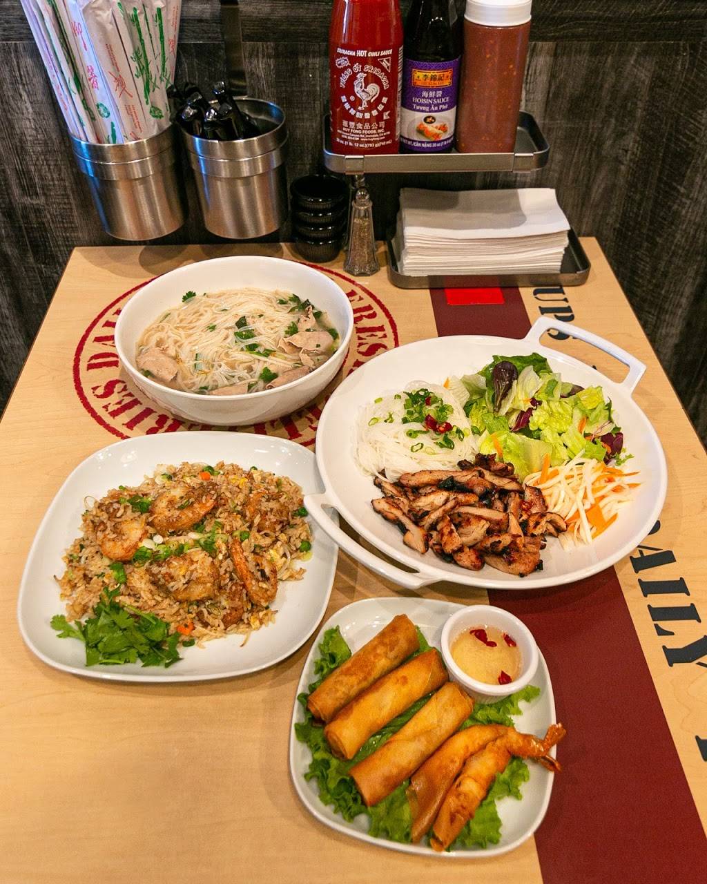 Pho Hanoi 12 | restaurant | 301 S Western Ave #104, Los Angeles, CA 90020, USA | 2133780333 OR +1 213-378-0333