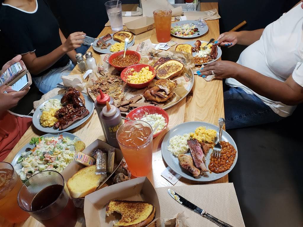 Sonnys BBQ | restaurant | 160 Cobb Pkwy SE, Marietta, GA 30062, USA | 7704281534 OR +1 770-428-1534