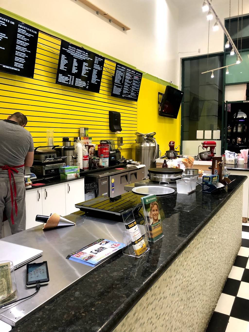 Silly Cone | cafe | 17200 Ventura Blvd Ste 223A, Encino, CA 91316, USA | 4243428916 OR +1 424-342-8916