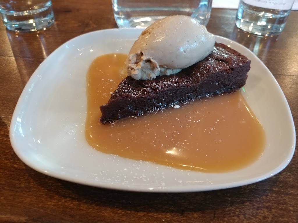 Galeottis Wine Cellar | restaurant | 715 E Main St, Battle Ground, WA 98604, USA | 3609015021 OR +1 360-901-5021