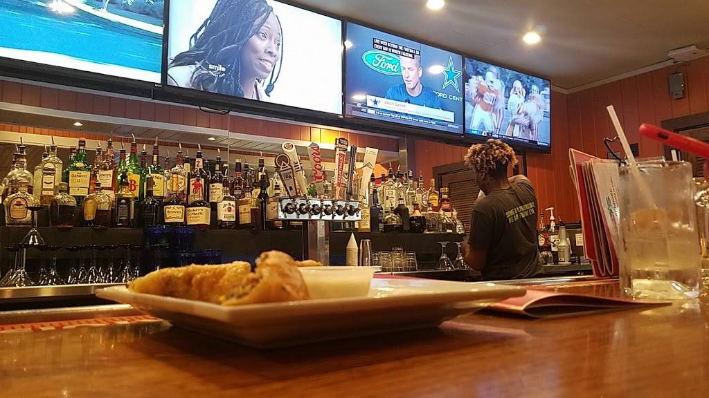 Chilis Grill & Bar | restaurant | 209 State Farm Pkwy, Homewood, AL 35209, USA | 2059423129 OR +1 205-942-3129