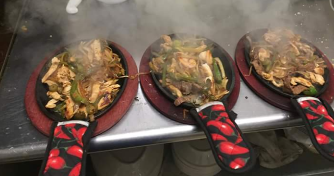 Acapulco Mexican Restaurant | restaurant | 991 Baldwin Ave, Pontiac, MI 48340, USA | 2482215680 OR +1 248-221-5680