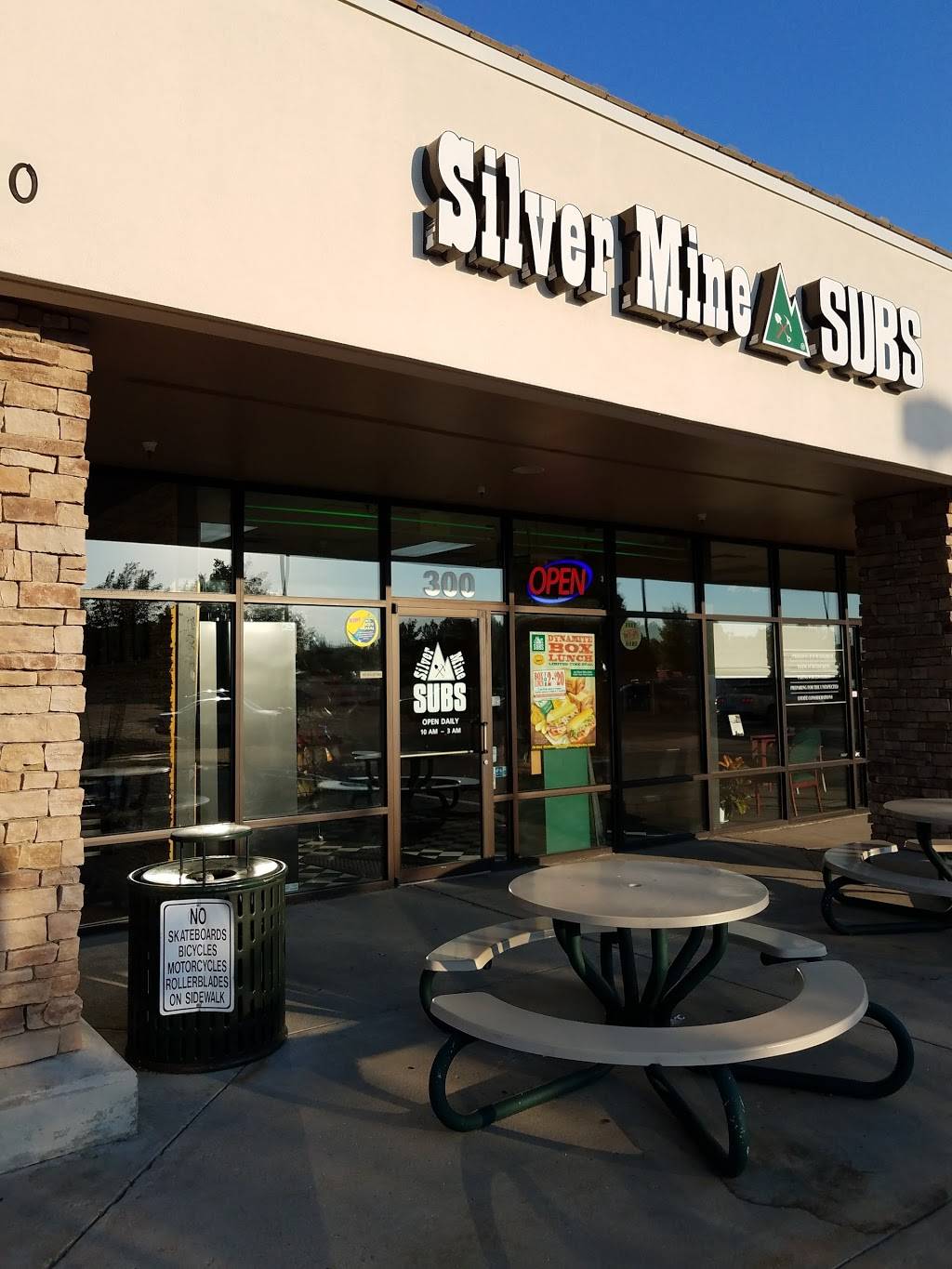 Silver Mine Subs | meal delivery | 1640 Pace St, Longmont, CO 80504, USA | 3036846500 OR +1 303-684-6500