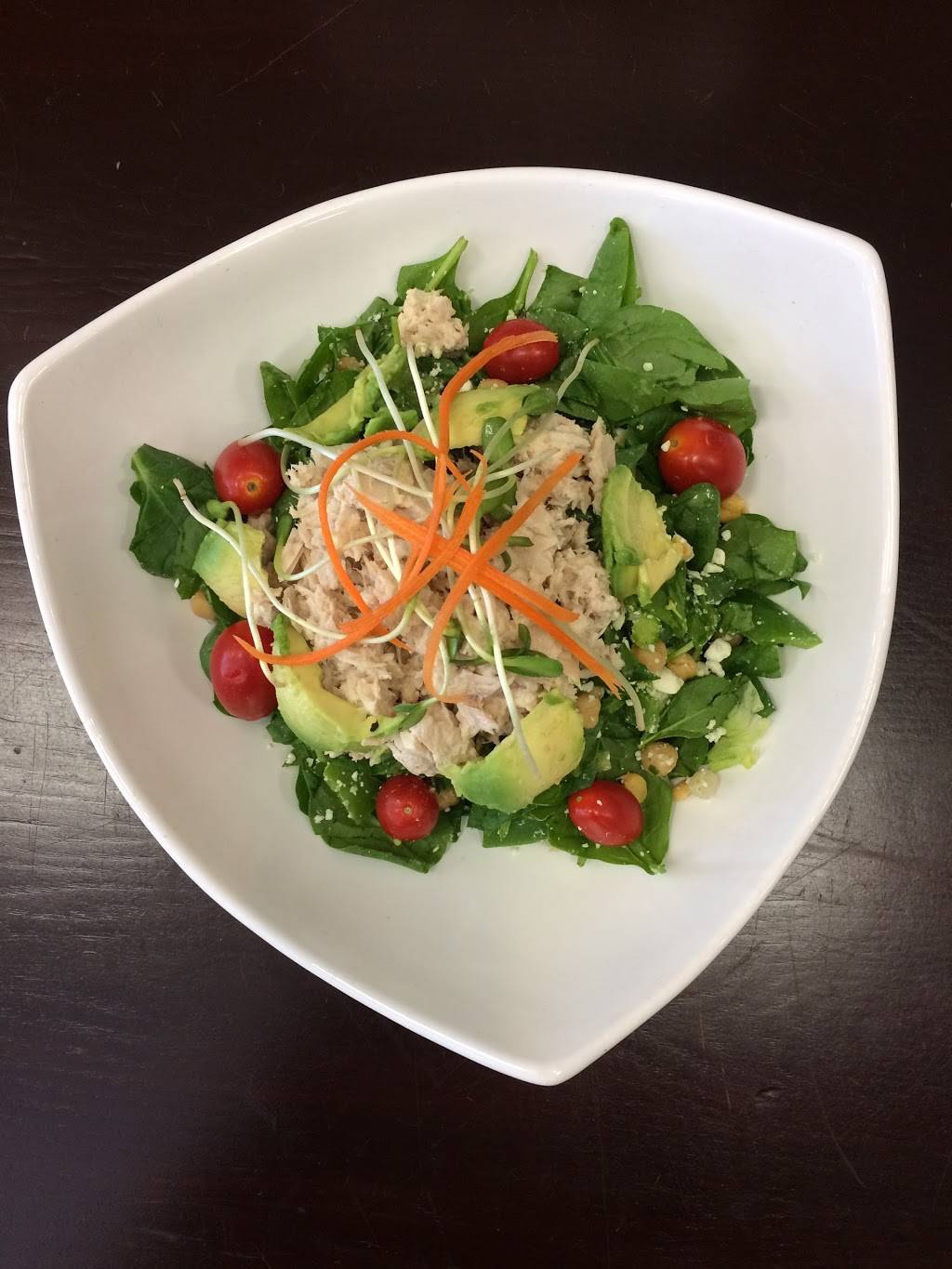 The Dancing Blender | restaurant | 121 S Orange Ave, South Orange, NJ 07079, USA | 9738215707 OR +1 973-821-5707