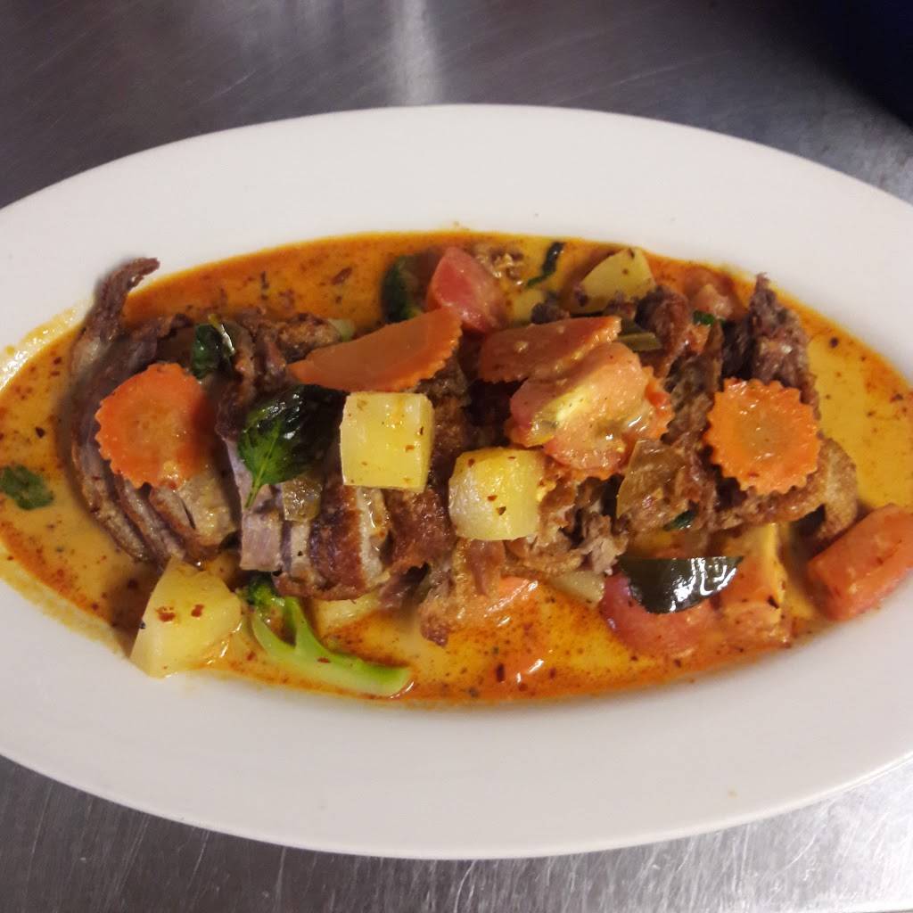 Thai Sushi America | night club | 925 N Bay St, Eustis, FL 32726, USA | 3523571949 OR +1 352-357-1949