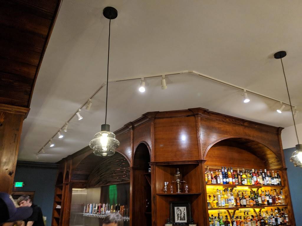 The Shambles | restaurant | 7777 15th Ave NE, Seattle, WA 98115, USA | 2066590074 OR +1 206-659-0074