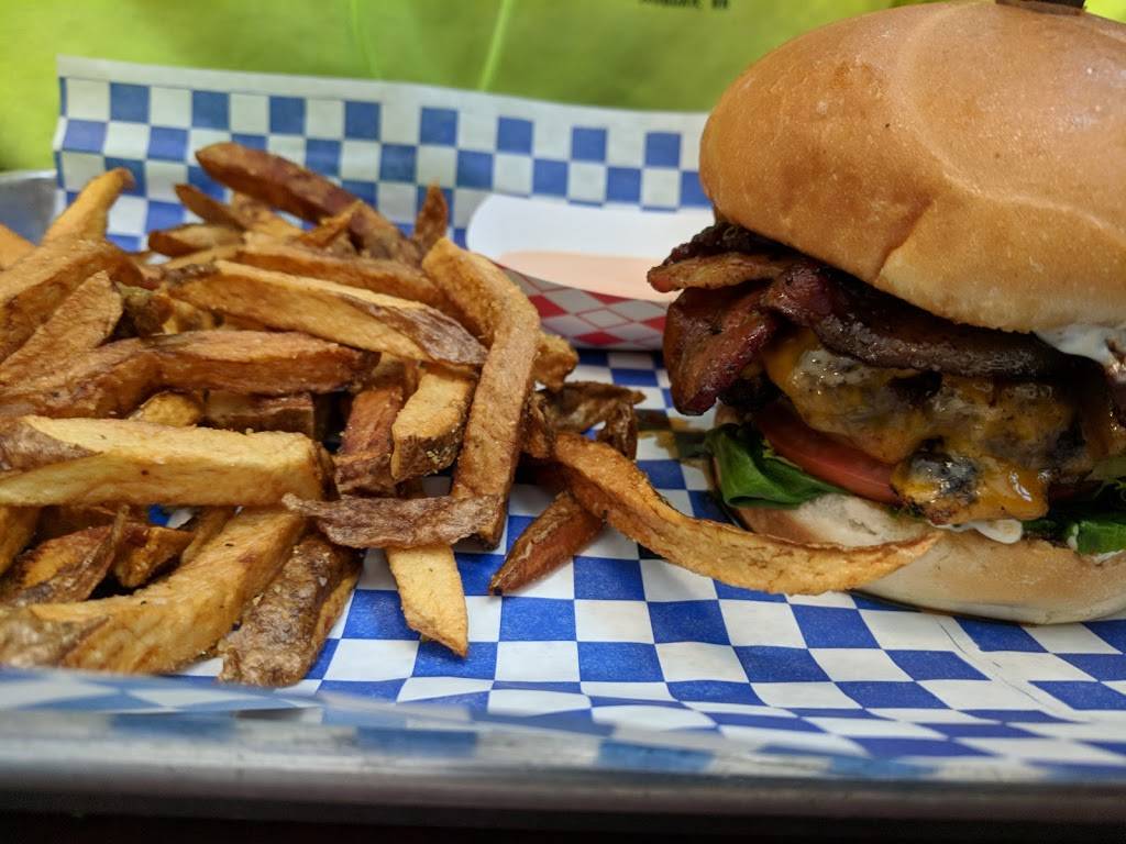 Beachwood Eatery | restaurant | 504 9th, The Dalles, OR 97058, USA | 5412962956 OR +1 541-296-2956