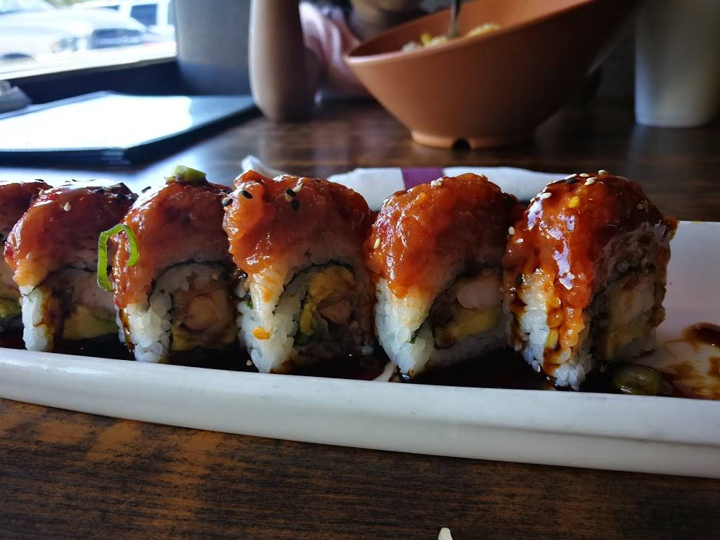 Yummy Yummy Mongolian Grill & Sushi | restaurant | 12709 I-45, Willis, TX 77318, USA | 9368908899 OR +1 936-890-8899