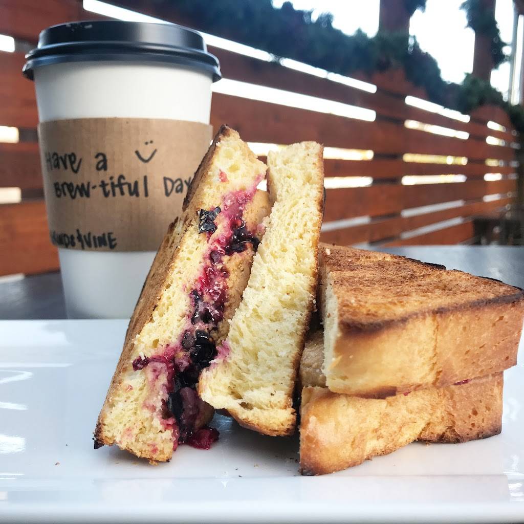 Grinds & Vine Coffee Bar | cafe | 2419 El Cajon Blvd, San Diego, CA 92104, USA | 6195122423 OR +1 619-512-2423