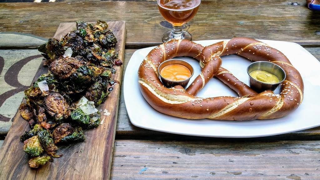 BO-beau kitchen + roof tap | restaurant | 144 Pine Ave, Long Beach, CA 90802, USA | 5629830056 OR +1 562-983-0056