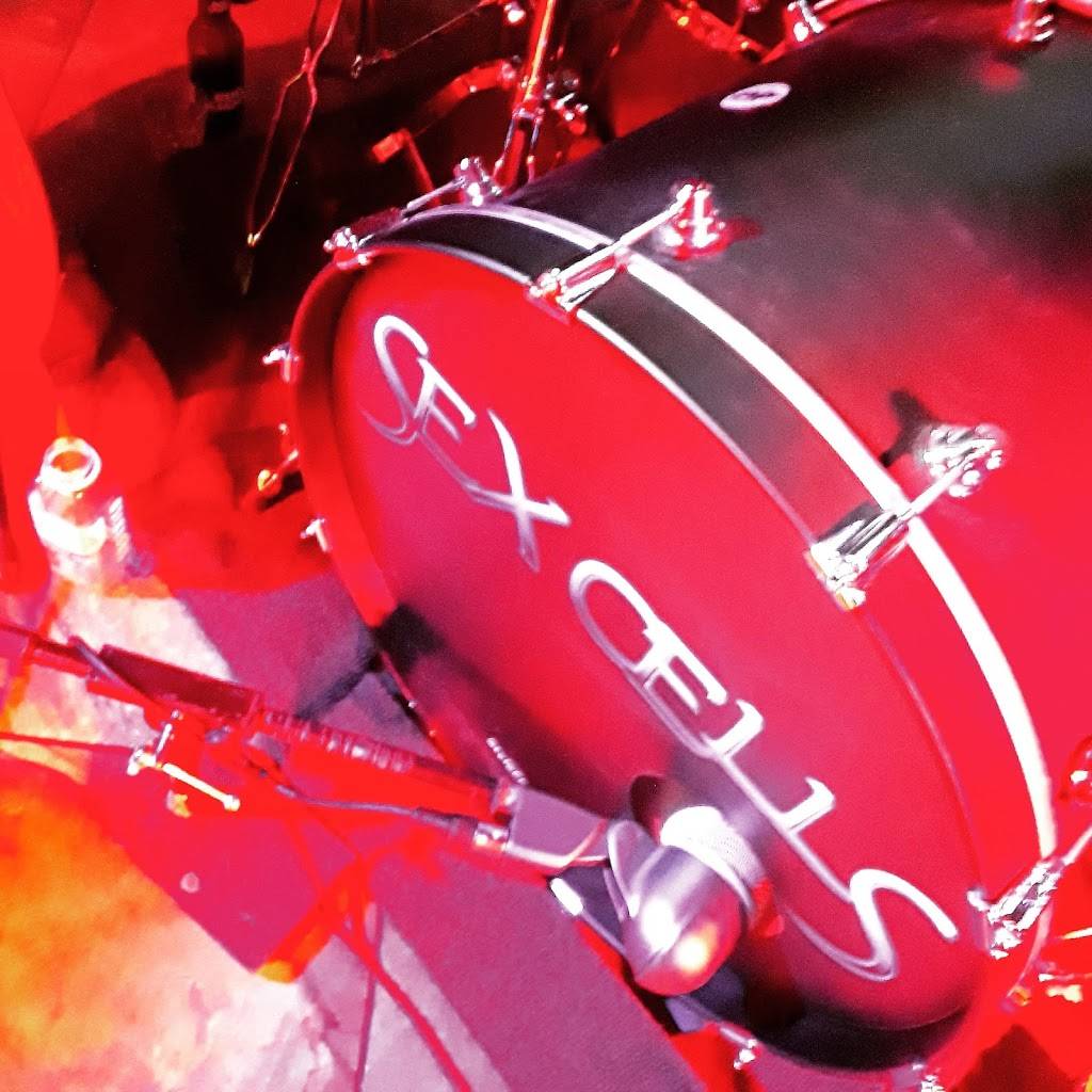 Crazy Horse Saloon | restaurant | 4240 Northlake Blvd, Palm Beach Gardens, FL 33410, USA | 5614938909 OR +1 561-493-8909