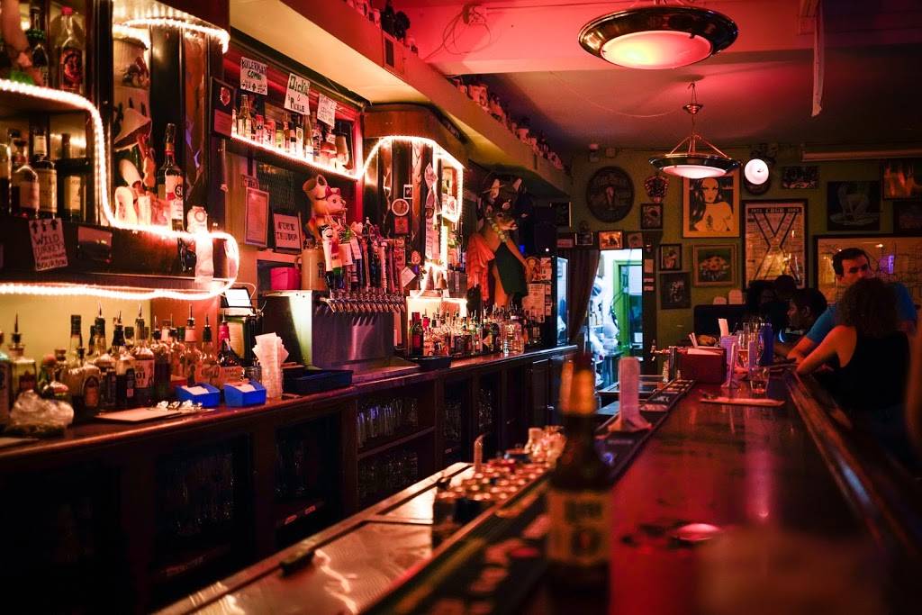 Dew Drop Inn | restaurant | 2801 8th St NE, Washington, DC 20017, USA | 2027910909 OR +1 202-791-0909