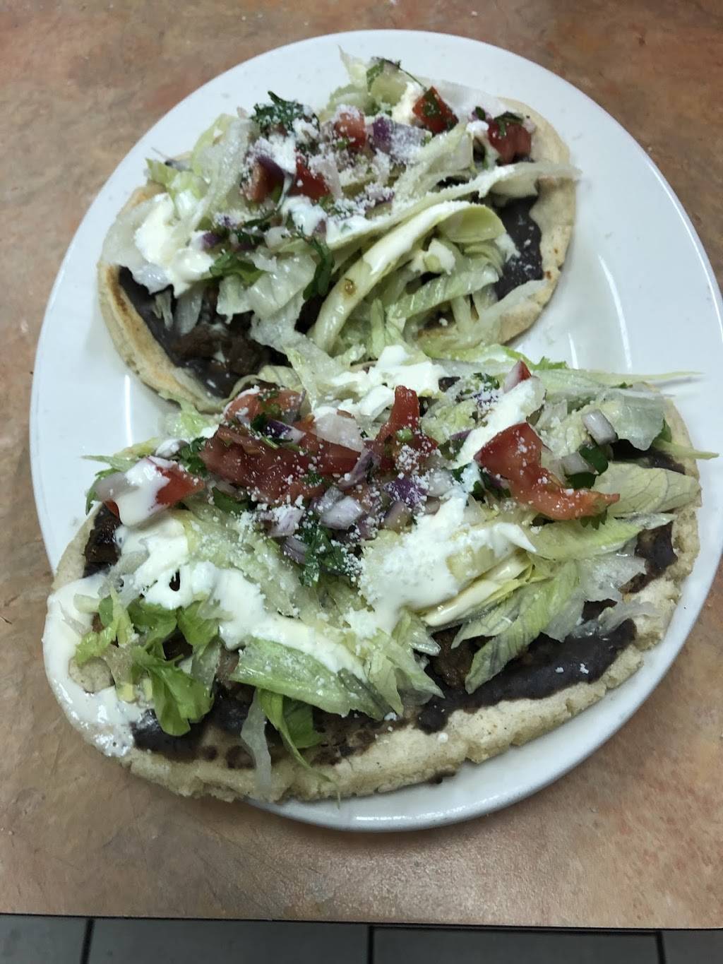 San Miguel restaurant and bakery | restaurant | 133 Hanover St, Meriden, CT 06451, USA | 2032370444 OR +1 203-237-0444