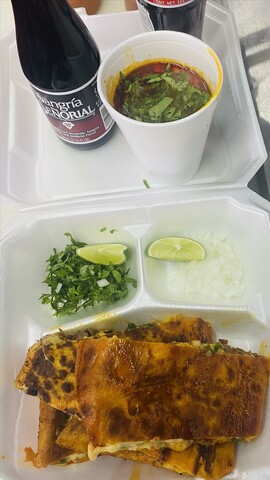 Tacos 3 Carnales | restaurant | 1220 Mitchell Rd, Aurora, IL 60505, USA | 6303010374 OR +1 630-301-0374