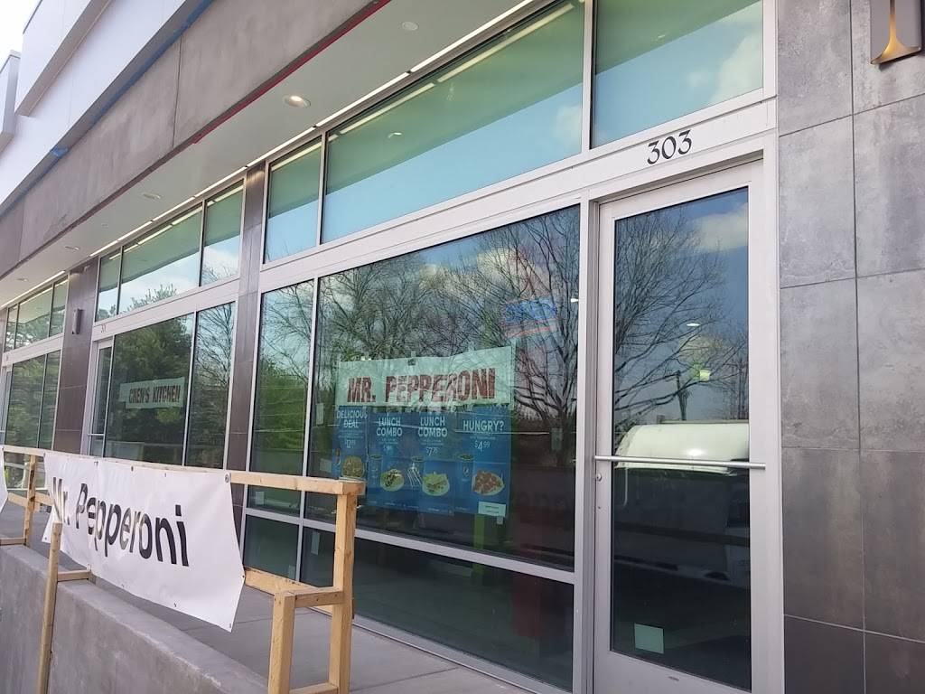 Mr.Pepperoni Pizza Herndon | restaurant | 303 Spring St, Herndon, VA 20170, USA | 7033187736 OR +1 703-318-7736