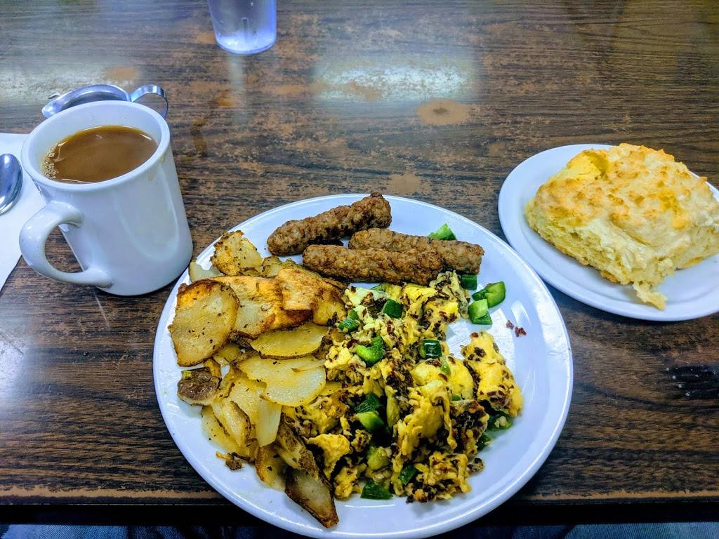 Dots Diner | restaurant | 2716 28th St, Boulder, CO 80301, USA | 3034491323 OR +1 303-449-1323