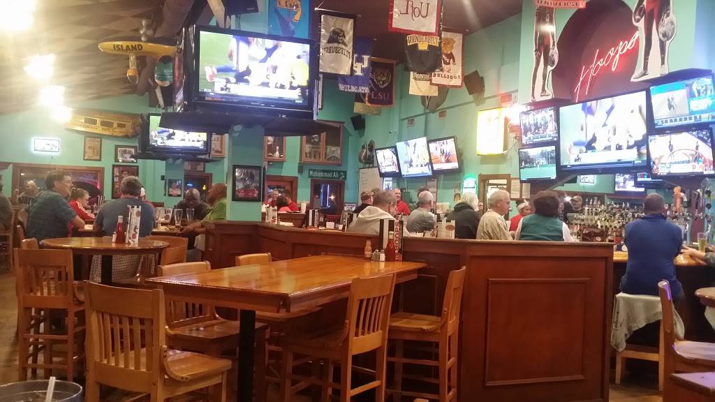 Hoops Grill & Sports Bar | restaurant | 6733 Strawberry Ln, Louisville, KY 40214, USA | 5023754667 OR +1 502-375-4667