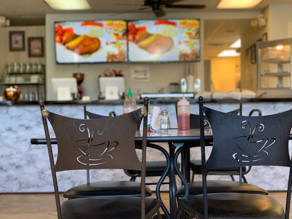 Belkys Cuban Restaurant & Cafeteria | restaurant | 2924 Del Prado Blvd S, Cape Coral, FL 33904, USA | 2395418286 OR +1 239-541-8286