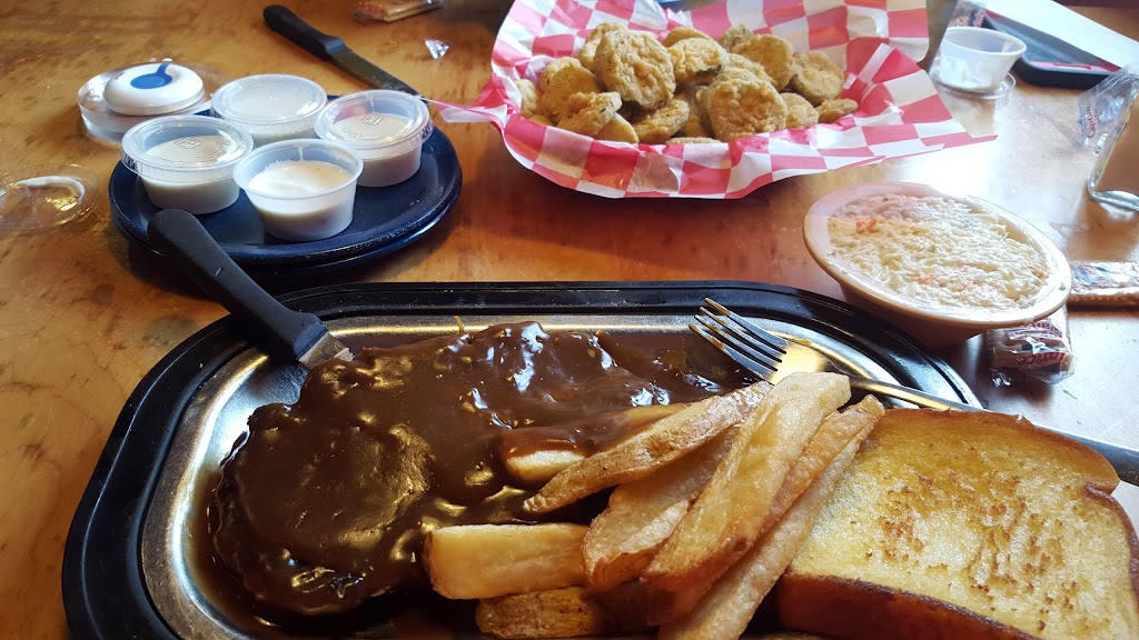 Davids Catfish House - Brewton | restaurant | 24 The Trail, Brewton, AL 36426, USA | 2518673555 OR +1 251-867-3555