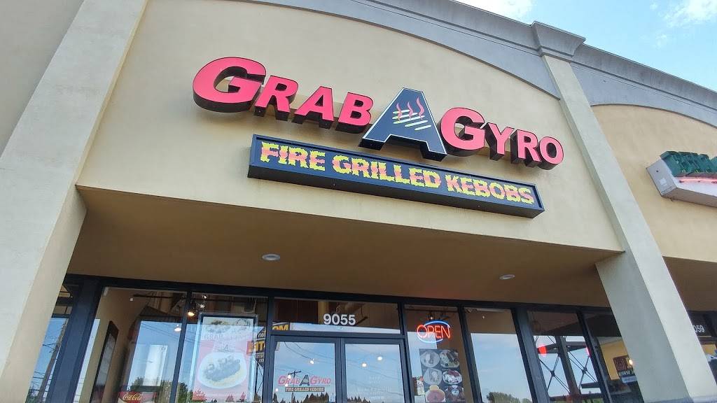 Grab a Gyro | restaurant | 9055 SW Barbur Blvd, Portland, OR 97219, USA | 5032441141 OR +1 503-244-1141