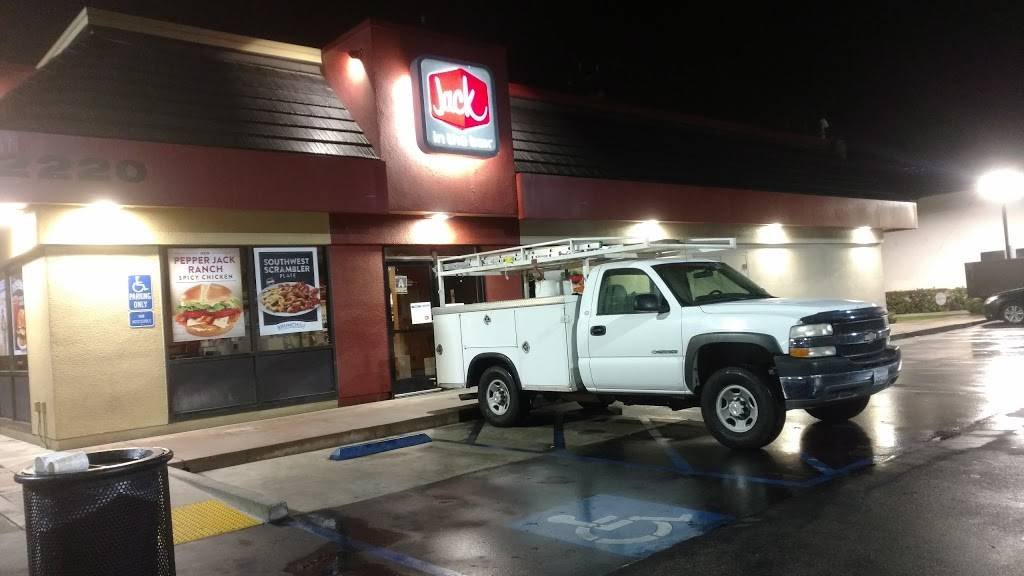 Jack in the Box | restaurant | 2220 Chester Ave, Bakersfield, CA 93301, USA | 6613249330 OR +1 661-324-9330