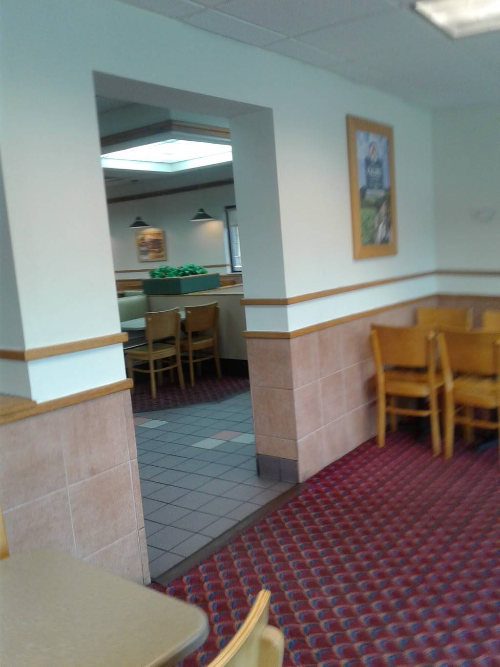 Wendys | restaurant | 355 W Hillsboro Blvd, Deerfield Beach, FL 33441, USA | 9544811882 OR +1 954-481-1882