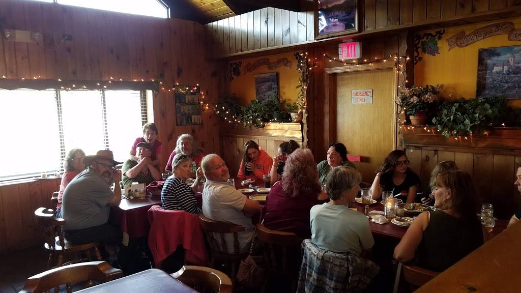 Rossis | restaurant | 325 NH-104, New Hampton, NH 03256, USA | 6037442377 OR +1 603-744-2377