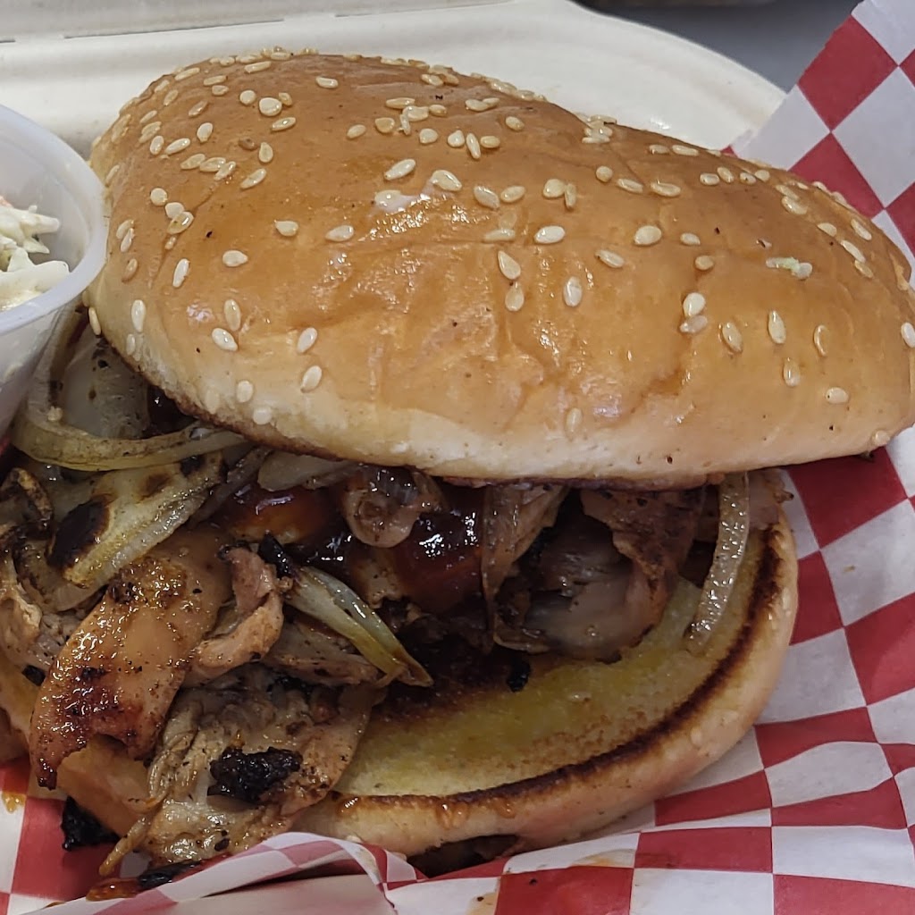 BBQ Junkies | restaurant | Eatonville Hwy E, Eatonville, WA 98328, USA | 2535612128 OR +1 253-561-2128