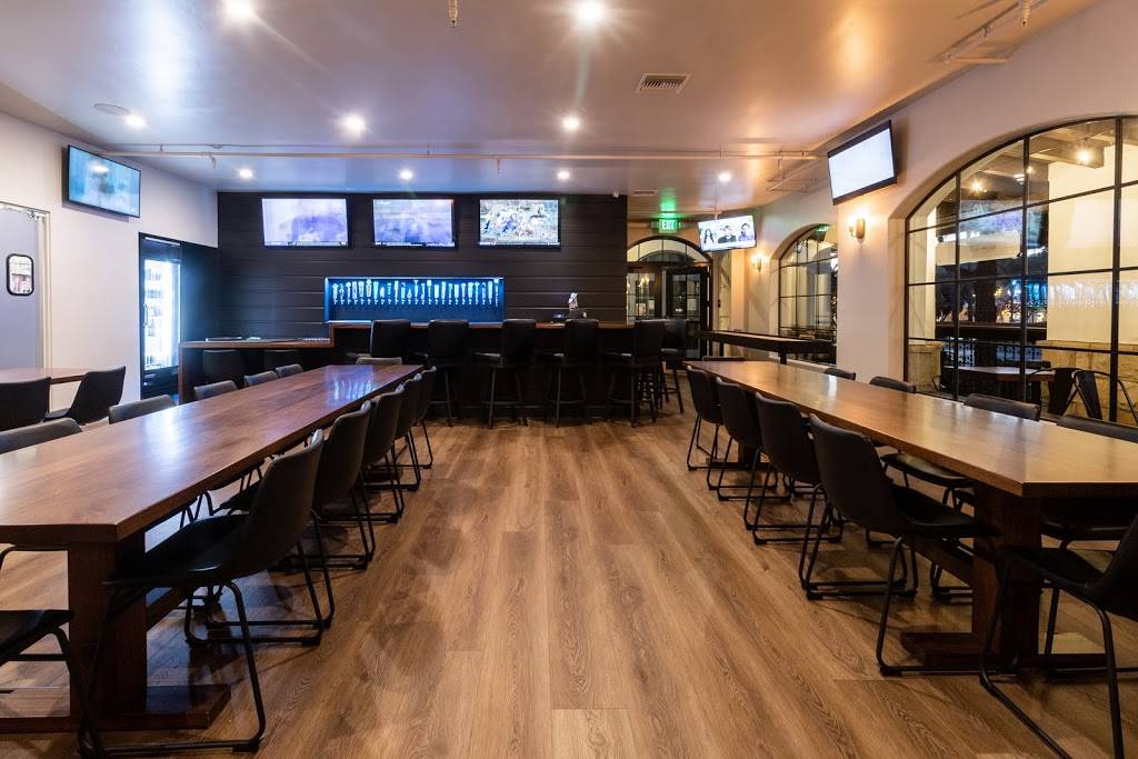Corner Tap Beer Bar and Eatery | restaurant | 1905 Cliff Dr Suite F, Santa Barbara, CA 93109, USA | 8056902739 OR +1 805-690-2739