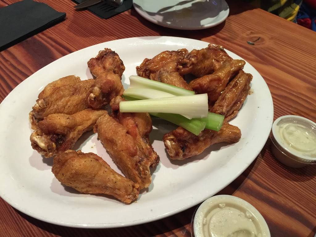 Anchor Bar | restaurant | 120 King St W, Hamilton, ON L8P 1A1, Canada | 9053087888 OR +1 905-308-7888