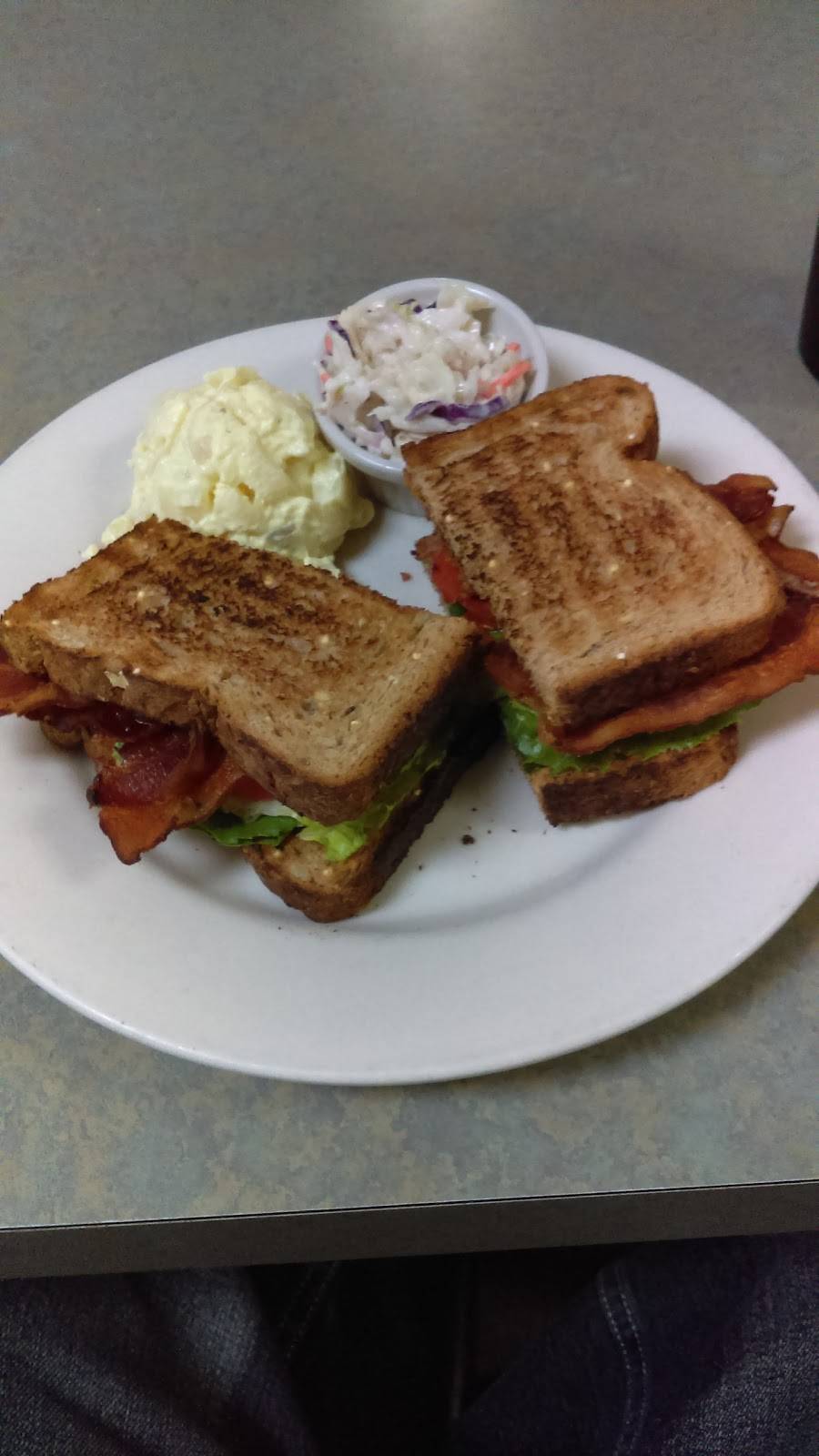 Yannys | restaurant | 1565 S Highland Ave, Clearwater, FL 33756, USA | 7274465797 OR +1 727-446-5797