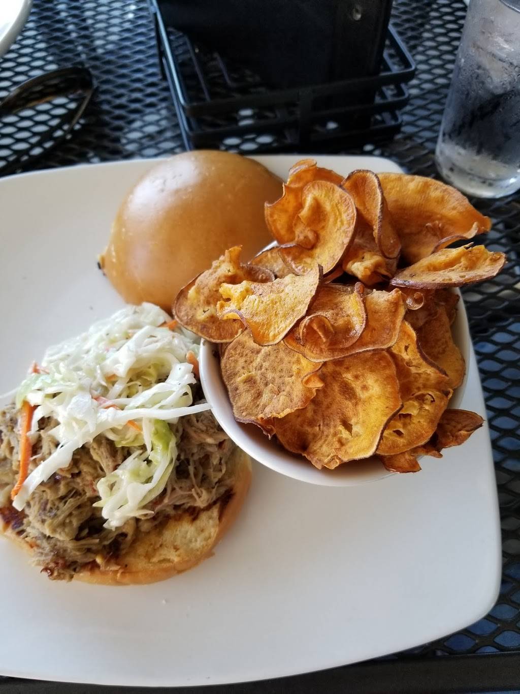 Tobacco Road Sports Cafe | restaurant | 280 S Mangum St #100, Durham, NC 27701, USA | 9199379909 OR +1 919-937-9909