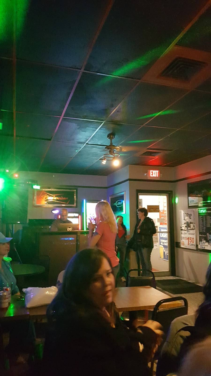 Pop a Top | restaurant | 2185 Henry St, Muskegon, MI 49441, USA | 2317590046 OR +1 231-759-0046