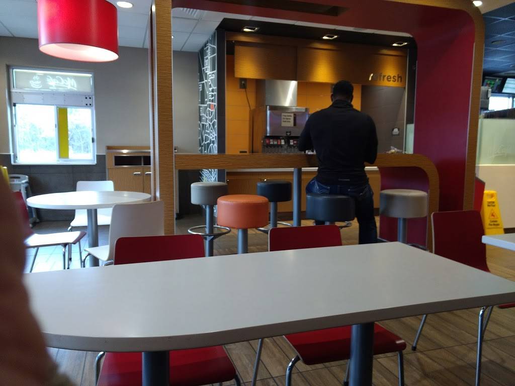 McDonalds | cafe | 1706 White Horse Rd, Greenville, SC 29605, USA | 8642209774 OR +1 864-220-9774