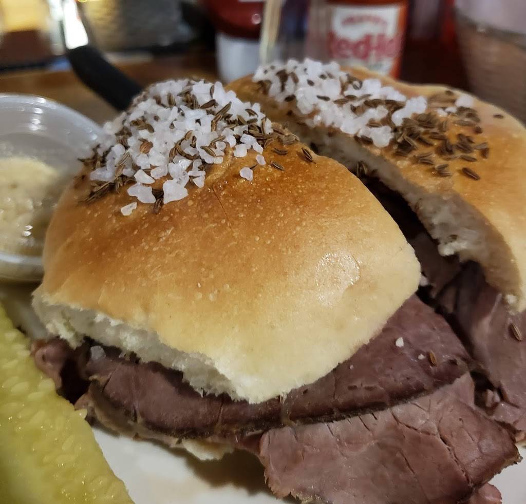 J Ps Pub Restaurant & Banquet | restaurant | 1986 Lakeview Rd, Lake View, NY 14085, USA | 7166273499 OR +1 716-627-3499