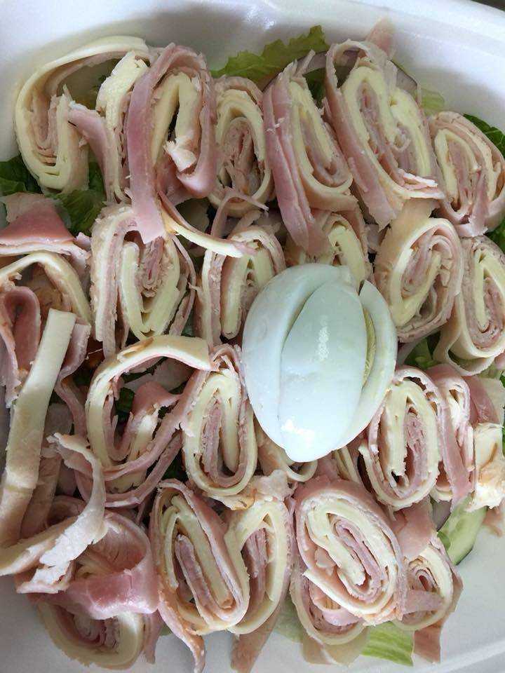 King of Wings | meal delivery | 2233 S Woodstock St, Philadelphia, PA 19145, USA | 2152588570 OR +1 215-258-8570