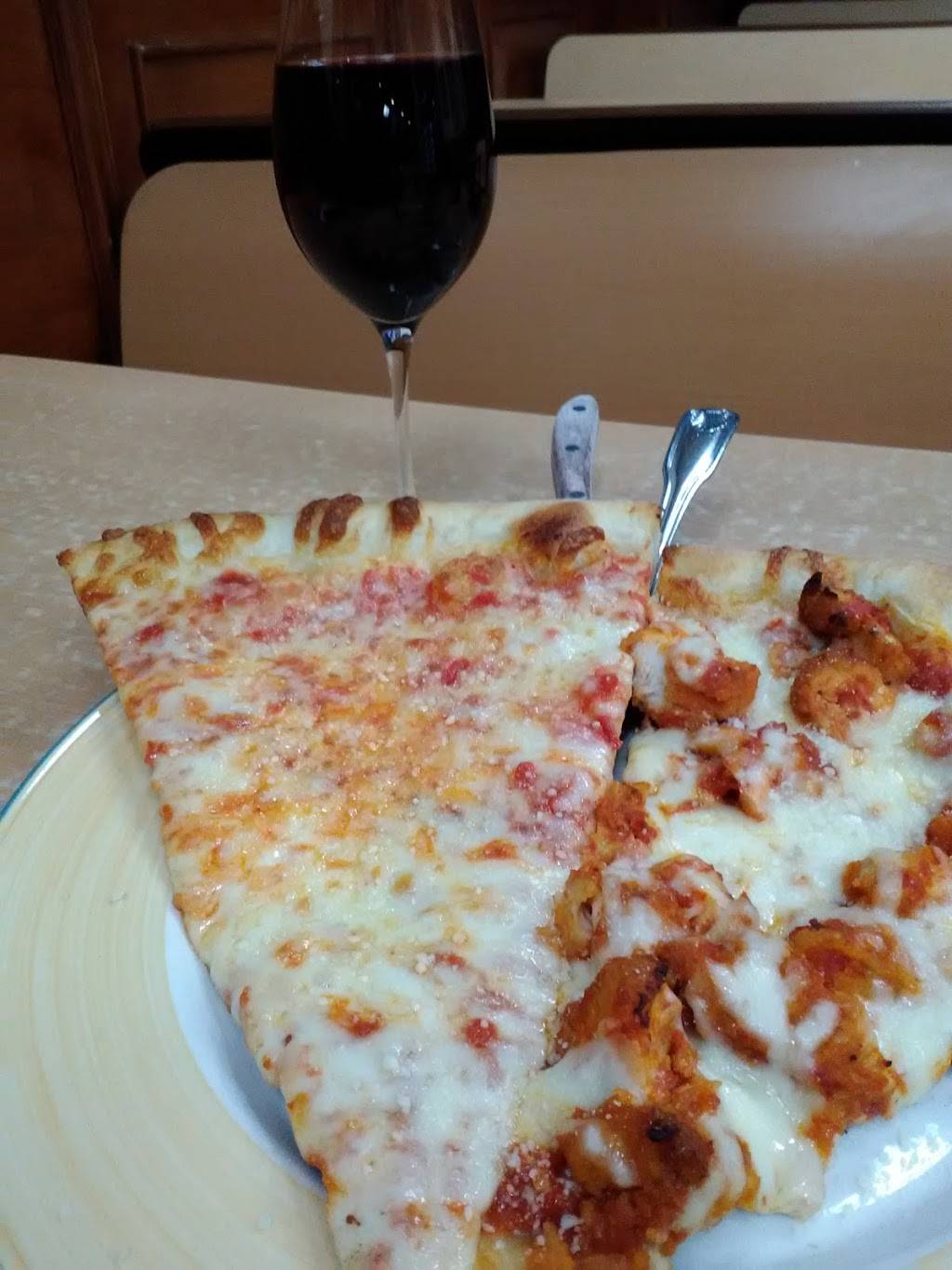 Villaggio | restaurant | 229 Wolfs Lane, Pelham, NY 10803, USA | 9147384701 OR +1 914-738-4701