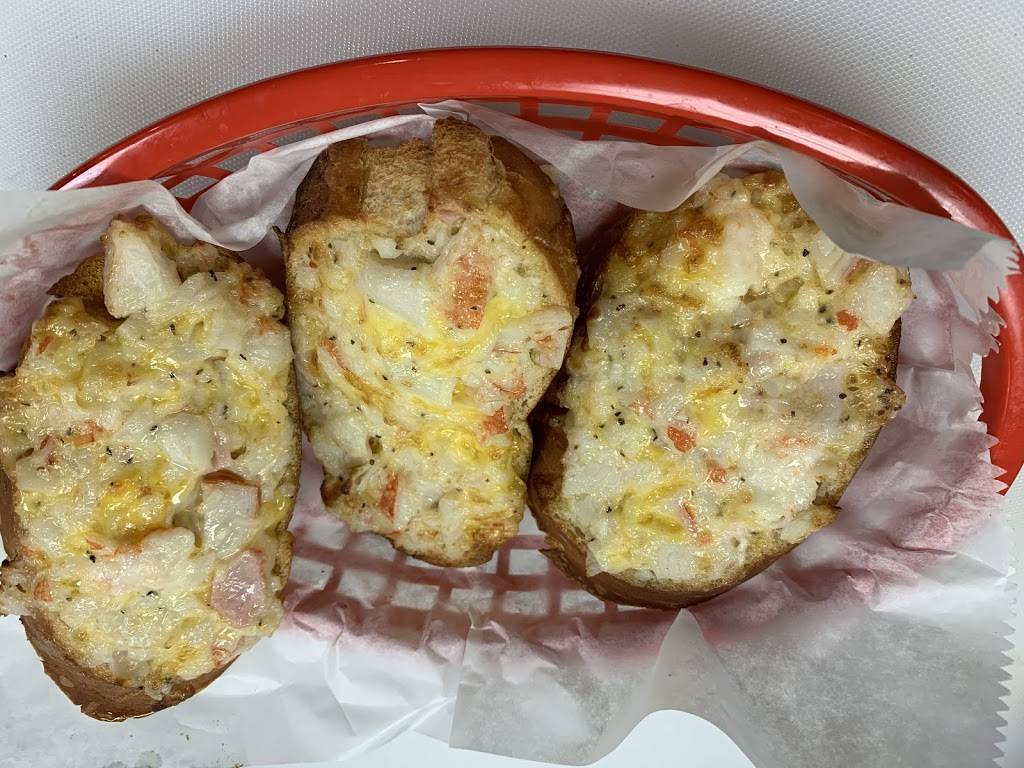 Nola Seafood Boil | restaurant | 11135 Pendleton Pike Suite 400, Indianapolis, IN 46236, USA | 3178267282 OR +1 317-826-7282