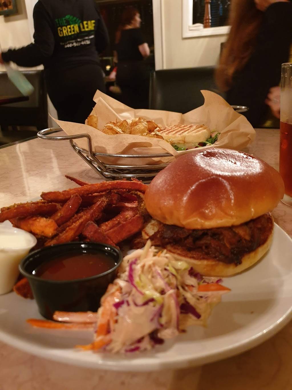 The Green Leaf Grill | restaurant | 415 W Main St, Waynesboro, VA 22980, USA | 5409494416 OR +1 540-949-4416