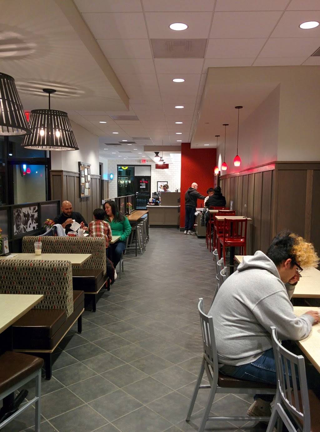 Chick-fil-A | restaurant | 3420 Promenade Ave, Eagan, MN 55123, USA | 6516860041 OR +1 651-686-0041