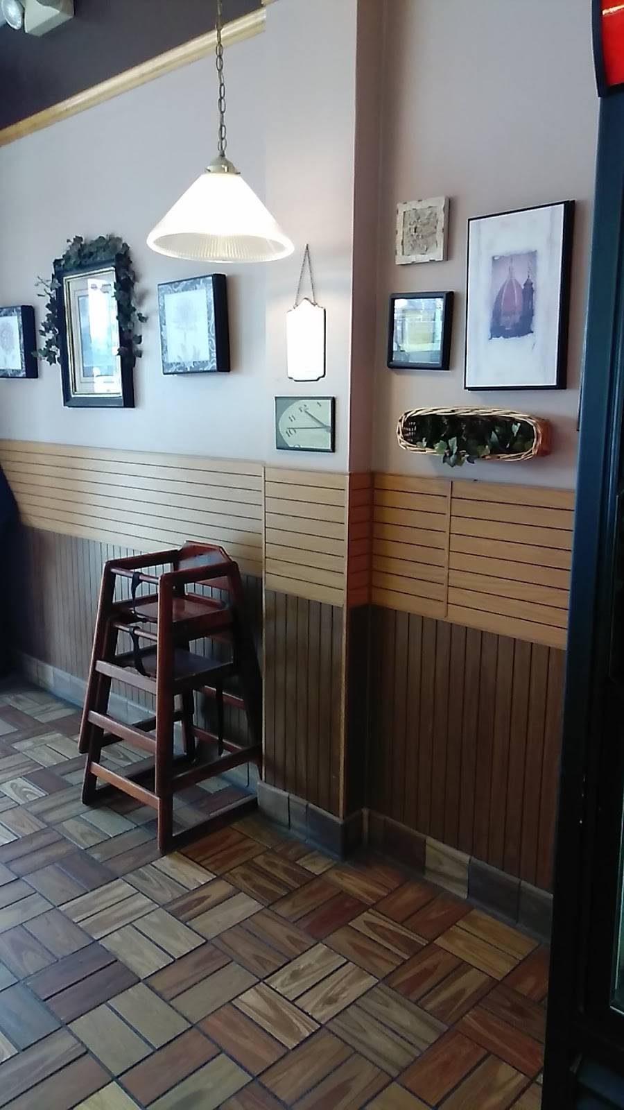 Pasquales Pizza & Pasta | restaurant | 7755 E Washington St, Indianapolis, IN 46219, USA | 3178990900 OR +1 317-899-0900